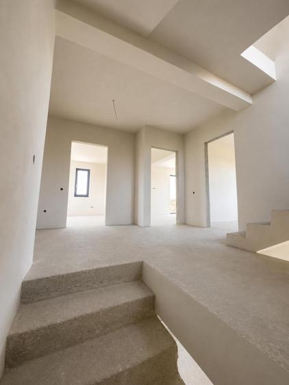 Casă individuală Dezmir | 214 mp utili | 450 mp teren | Garaj dublu | Terasă