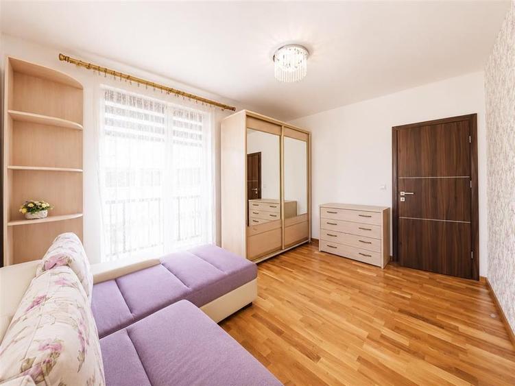 Apartament 3 camere, terasa, 2 bai, garaj, Andrei Muresanu Sud