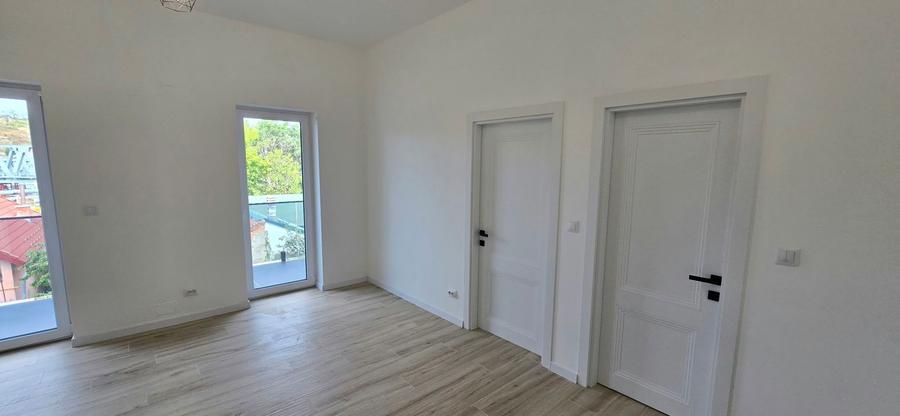 Apartament Nou cu CF – Finisat modern - parcare inclusa in pret