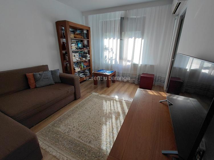 Apartament 3 cam, an 1981, mobilat si utilat, 2 bai, debarale, loc parcare - 2
