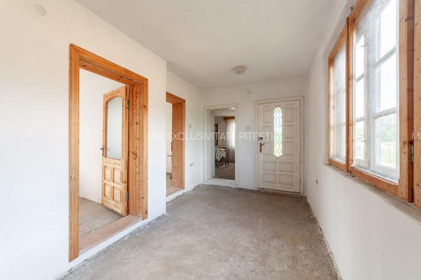 Casa +teren 1093 mp Domnesti-Arges cu o panorama superba! - 11