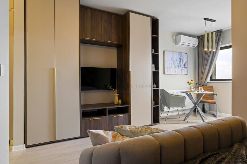 Garsoniera Designer Hils Republica 10 Min Metrou | Prima Inchiriere