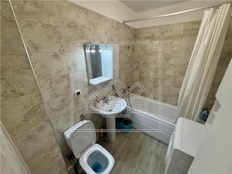 Apartament mobilat modern, 2 camere, gradina