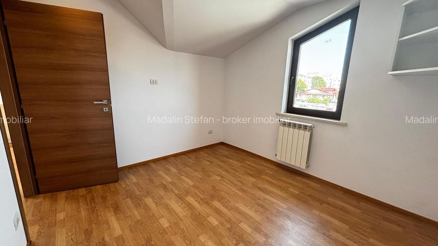 VANZARE VILA TIP DUPLEX - MOBILATA SI UTILATA - ZONA MIHAI BRAVU - 27