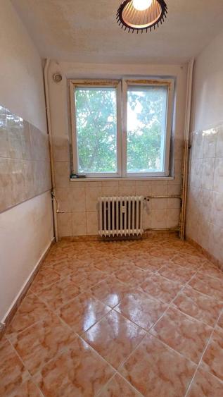 Apartament 3 camere - 2 balcoane I Zona Gorjului