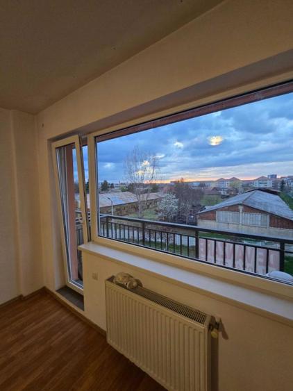 Apartament de vanzare | 3 camere decomandate | 75 mp |