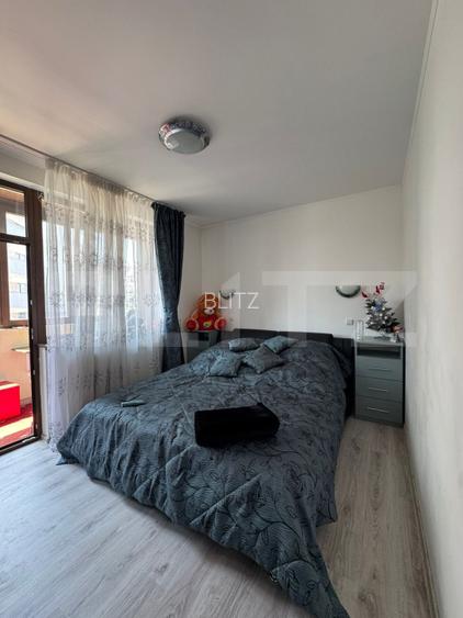 Apartament de vanzare, cu 3 camere, modern, 75 mp, parcare, zona Eroilor!