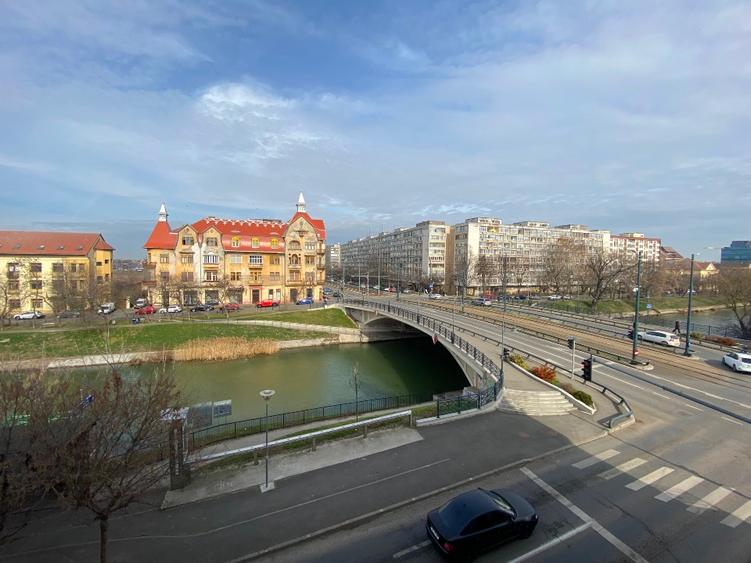 Inchiriere spatii pentru birouri sau spatii depozitare zona centrala Timisoara