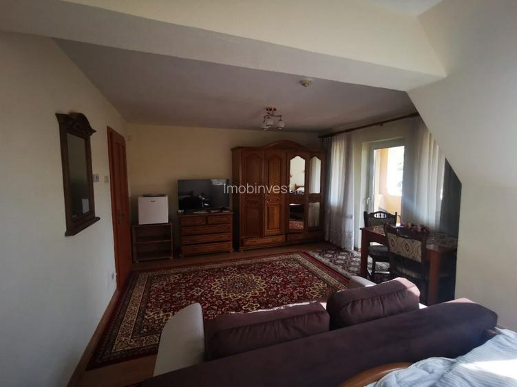 Vand un mic castel D+P+M , in zona Corunca, unde se poate locui gratis, - 6