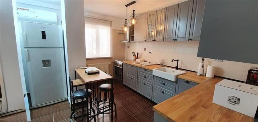 3 camere - semidecomandat - 70 mp - Metrou Tineretului