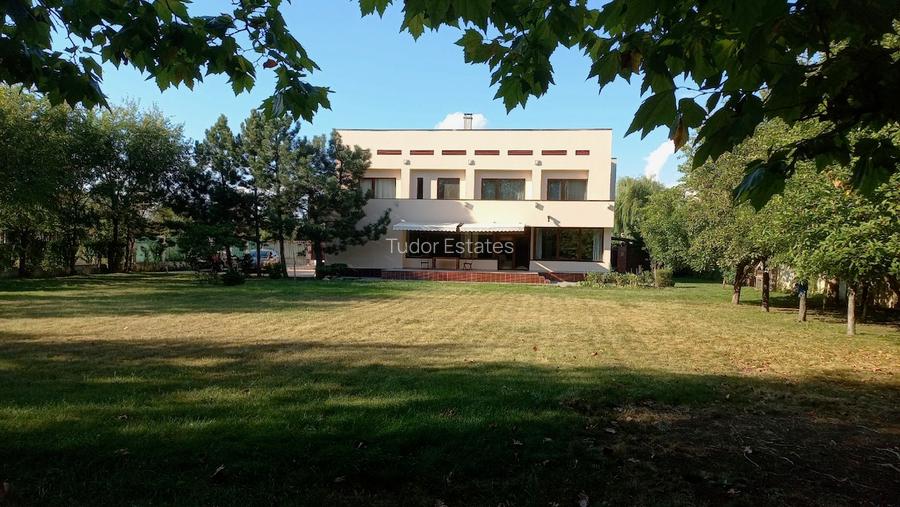 Elegant Individual Villa with Expansive 1,700 sq. m garden in Pipera - 16