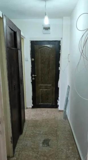 Vânzare apartament 2 camere zona Inel 2 38 mp