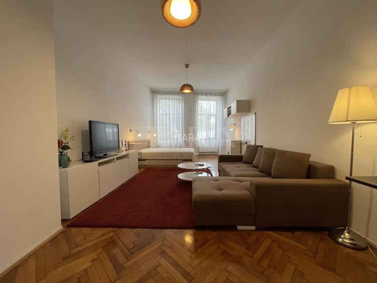 EXCLUSIVITATE. Apartament interbelic. Confort și eleganță. UMF - 5