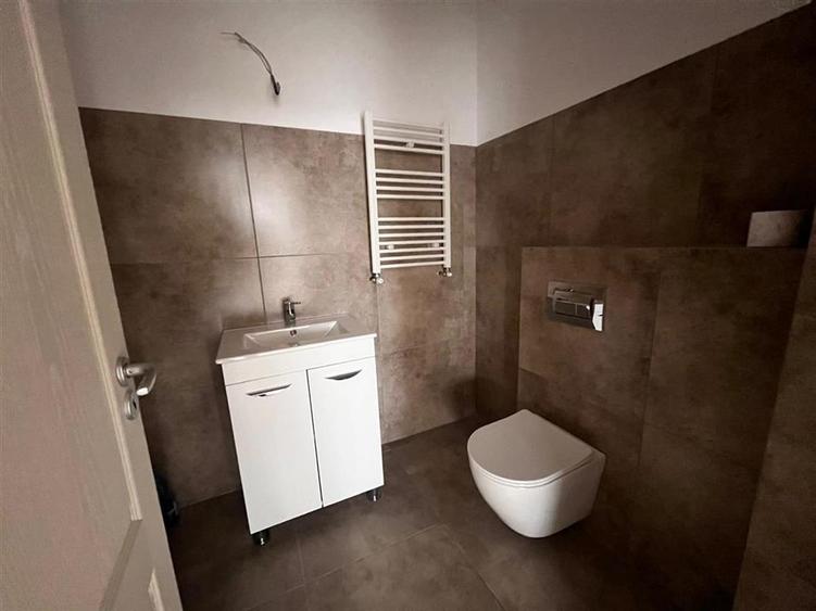 Inchiriere - Copou - Spatiu comercial 108mp Azimut