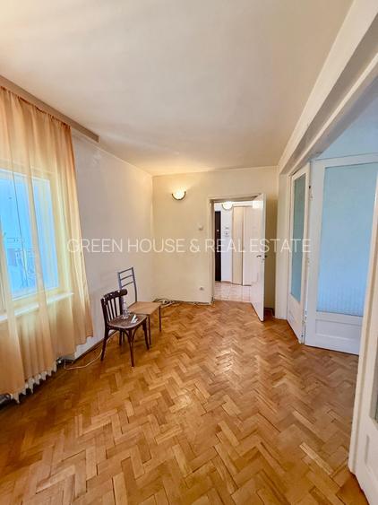 Apartament cu 4 camere-2 balcoane- zona Piata Centrala - 34