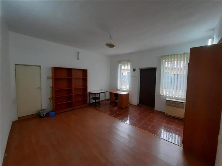 Spatiu Birouri, 30 mp utili, situat in zona Centrala!