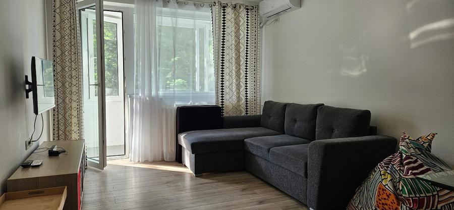 Vand apartament 2 camere mobilat si utilat complet