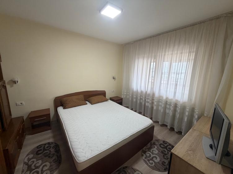 Apartament 3 camere,strada Victoriei