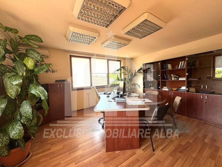 Spatiu de birouri | P + 2E | 254 mp | 10 camere | Parcare | Cetate