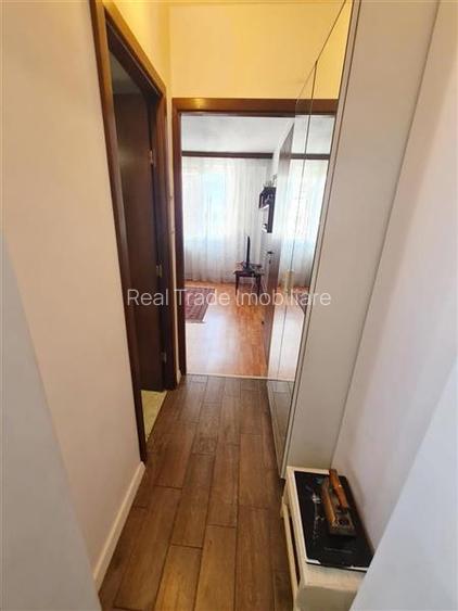 Apartament 3 camere decomandat - 12