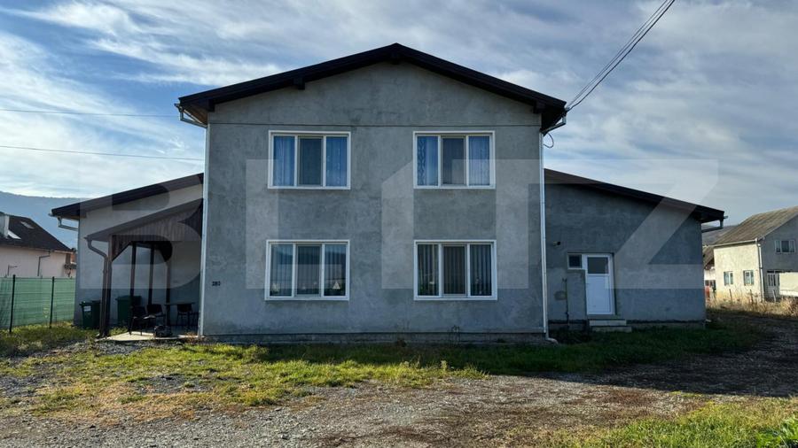 Afacere la cheie, casa de locuit si 28 ari de teren in Arcalia