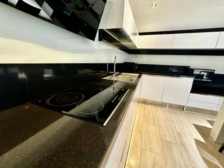 Vanzare apartament generos cu 3 camere/terasa 40mp Iancu Nicolae - Cambridge