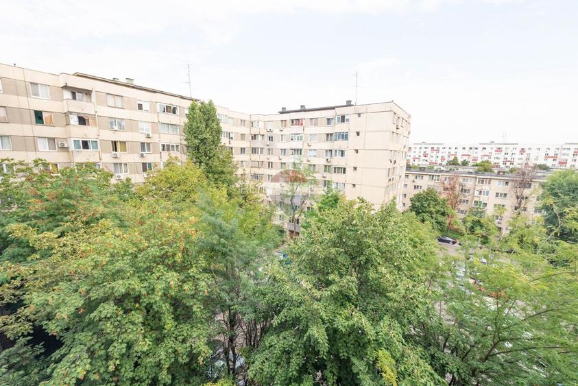 Apartament 3 camere de vanzare, balcon, renovat,  Berceni, sector 4 - 23