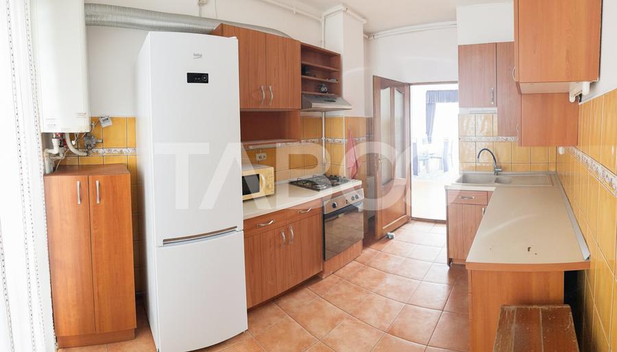 Apartament 3 camere garaj si boxa incluse in zona Campului Manastur