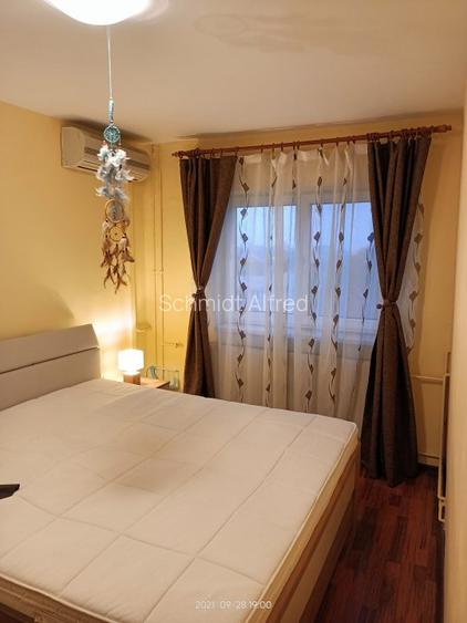 PROPRIETAR Inchiriez Apartament 2 camere, 51 mp, Zona Lipovei, Centrala - 12
