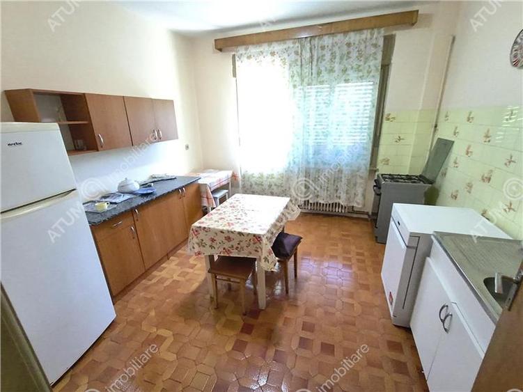 Apartament cu 3 camere la vila 115 mp utili langa Parcul Sub Arini