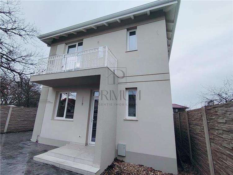 Casa individuala - moderna - Mosnita Veche - vatra satului - toate utilitatile -