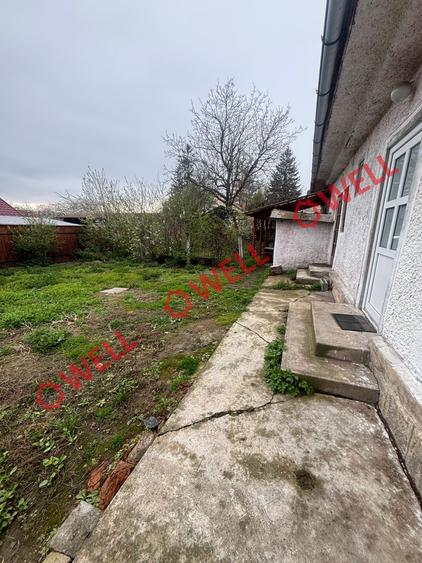 De închiriat apartament într-o casă în Târgu Secuiesc, pe strada Kossuth Lajos!