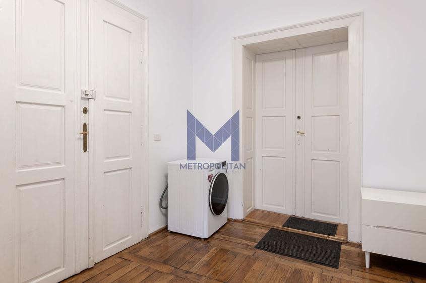 Apartament-galerie la kilometrul zero | 2 camere + mezanin, 2 băi