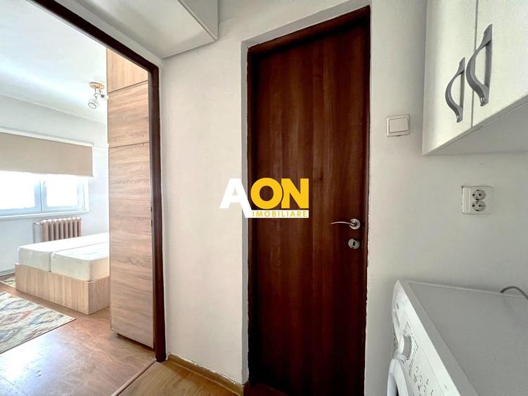De vanzare apartament 2 camere, zona industriala