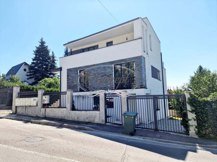 Apartament la vila, cu panorama deosebita