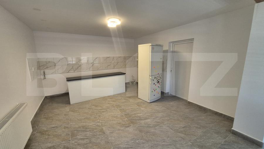 Casa cu 3 camere de , 200 mp, teren 3286 mp, localitatea Jankmajtis, Ungaria