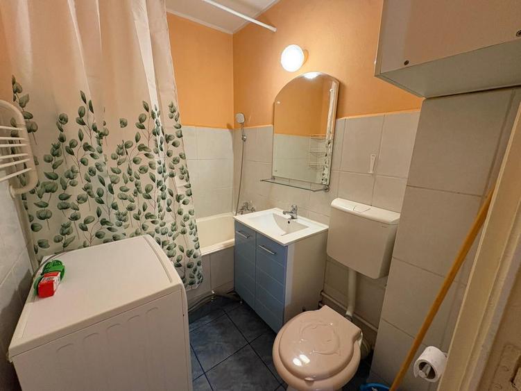 AP. 2 CAMERE- P-TA UNIRII, PARCARE ADP, MOBILAT, METROU 10 MIN