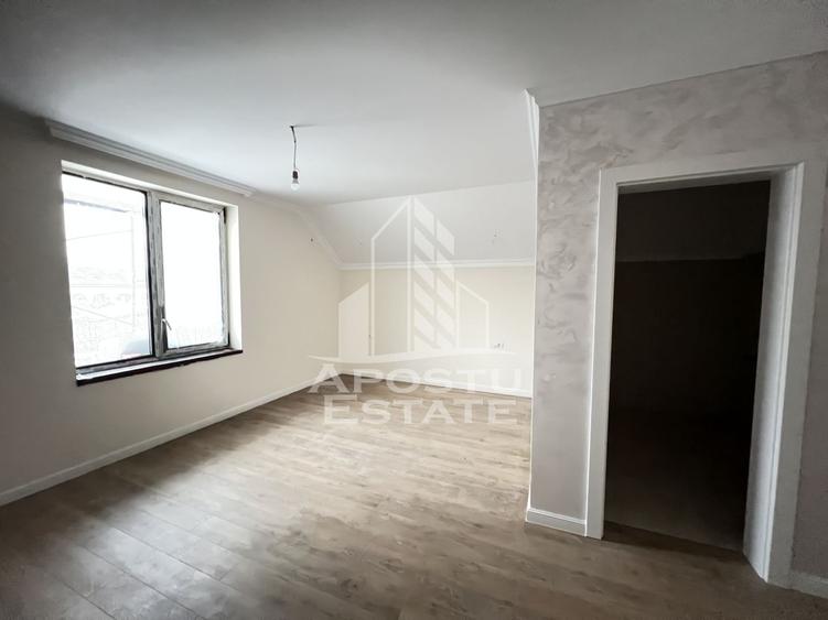 DUPLEX DE VANZARE cu suprafata foarte generoasa in Giarmata Mare