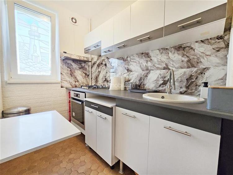 Apartament 4 camere Drumul Taberei - loc parcare - 9