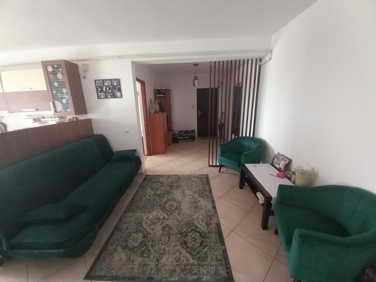Apartament 3 camere, 67 mp, etaj 3/5, zona Sud