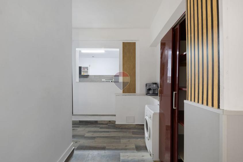 Apartament la casă de inchiriat cu 4 camere și 4 băi Zona Făt-Frumos