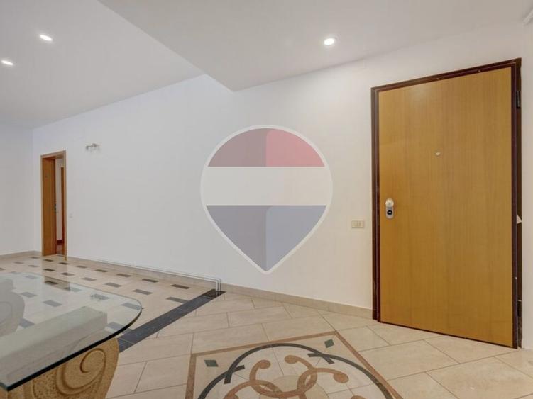Apartament de 4 camere Primăverii /finisaje premium/ vedere Lac Bordei