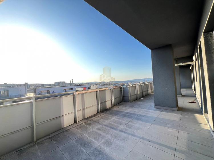 Pentrhouse Finisat, 3 camere 81 mp, graj, 45mp. terasa, Buna ZIua