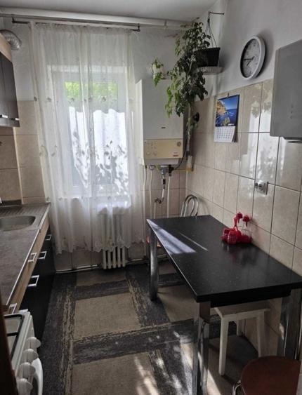 Apartament 2 camere – Păcurari | Etaj 3/4 | 42 mp Ideal investiție sau renovare