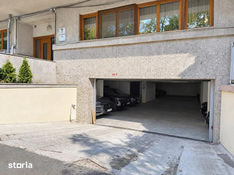 Apartament 5 camere | Aviatorilor | 3 Bai | Parcare |