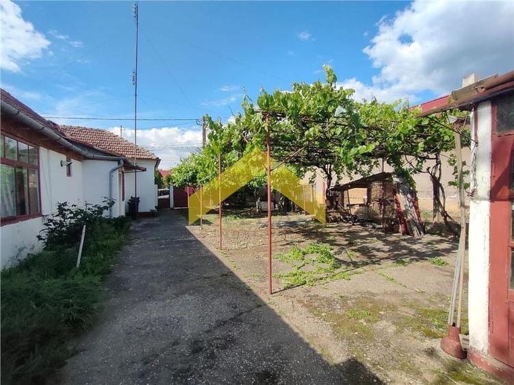 Casa 3 camere de vanzare in sat Ghioroc, judetul Arad