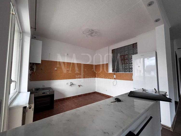 Apartament 4 camere de vanzare in Floresti