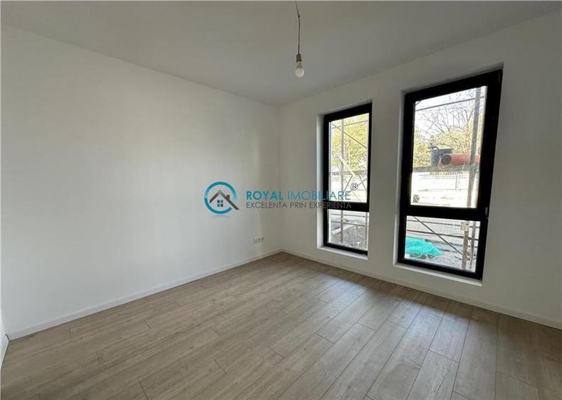 Royal Imobiliare - Vanzare apartament 3 camere zona Albert