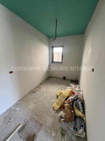 DE VÂNZARE CASĂ AGIGEA CARTIER NOU ZONA LAC - 2