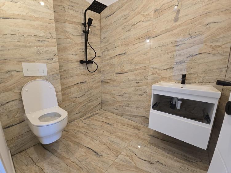 Casa 4 Camere | 800 M de Blv. | Cartierul nou